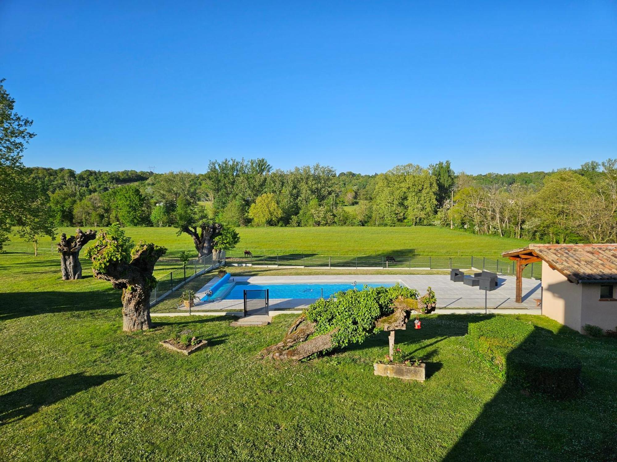 Domaine De Belcayre Bed & Breakfast Montauban Luaran gambar